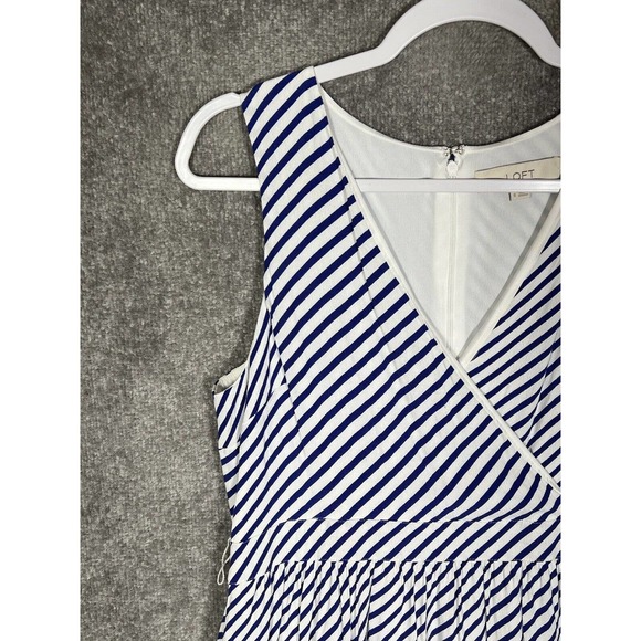 LOFT Sleeveless Lined Striped Crossover V-Neck Dress Womens Size‎ 8 Blue White - Picture 6 of 16